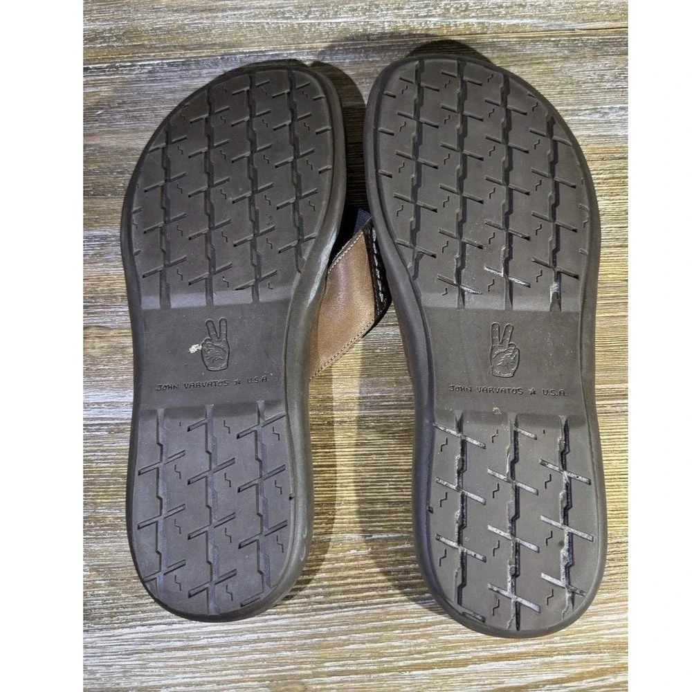 John Varvatos Brown Leather Thong Flip Flops Sandals Men's Size 11 F1545N1B